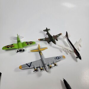 Road Champs Flyers Matchbox Diecast Military Airplanes Lot Of 4